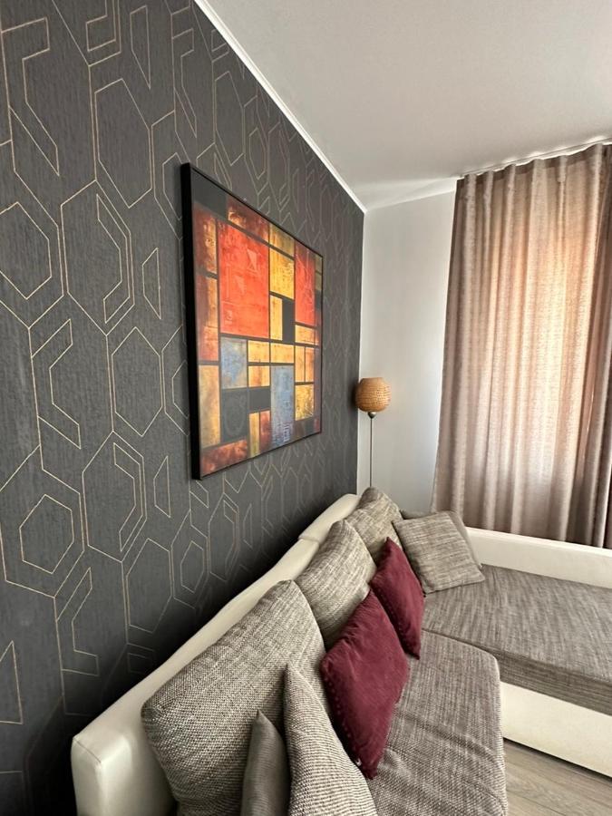 Best Apartment Mamaia Nord Năvodari Esterno foto