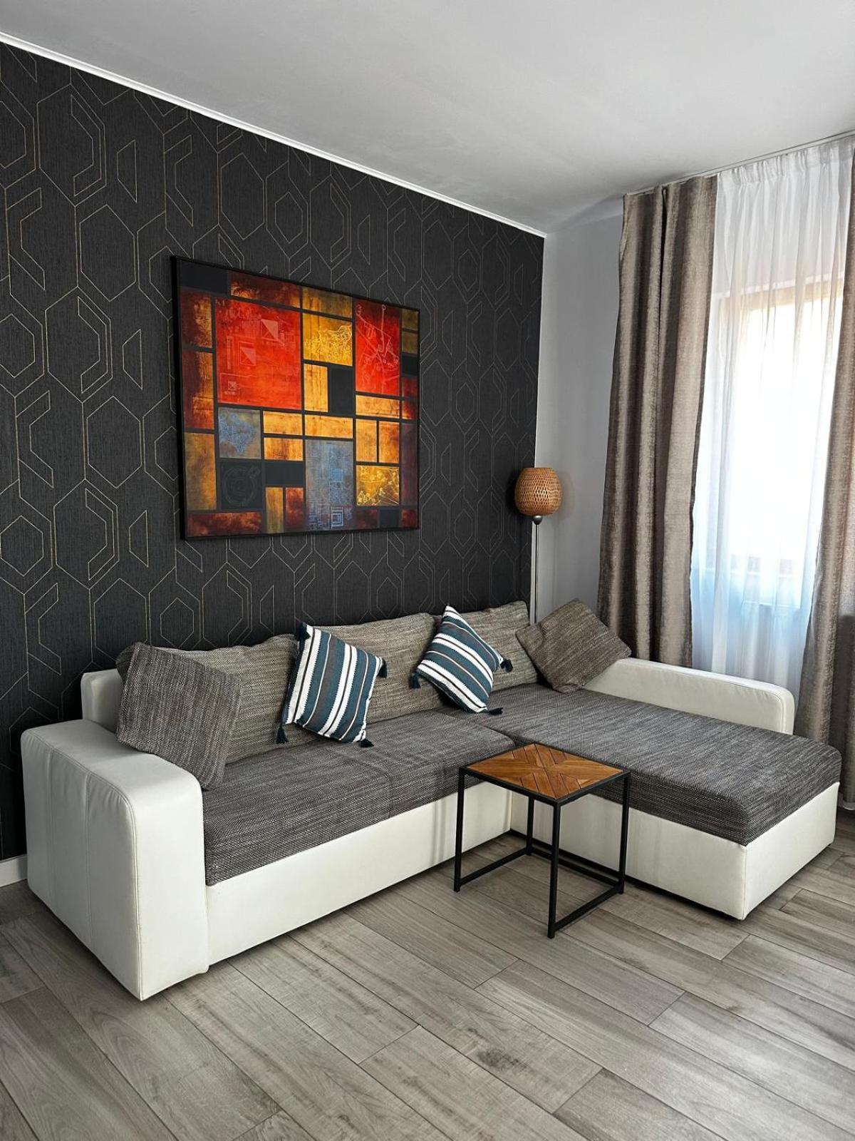 Best Apartment Mamaia Nord Năvodari Esterno foto