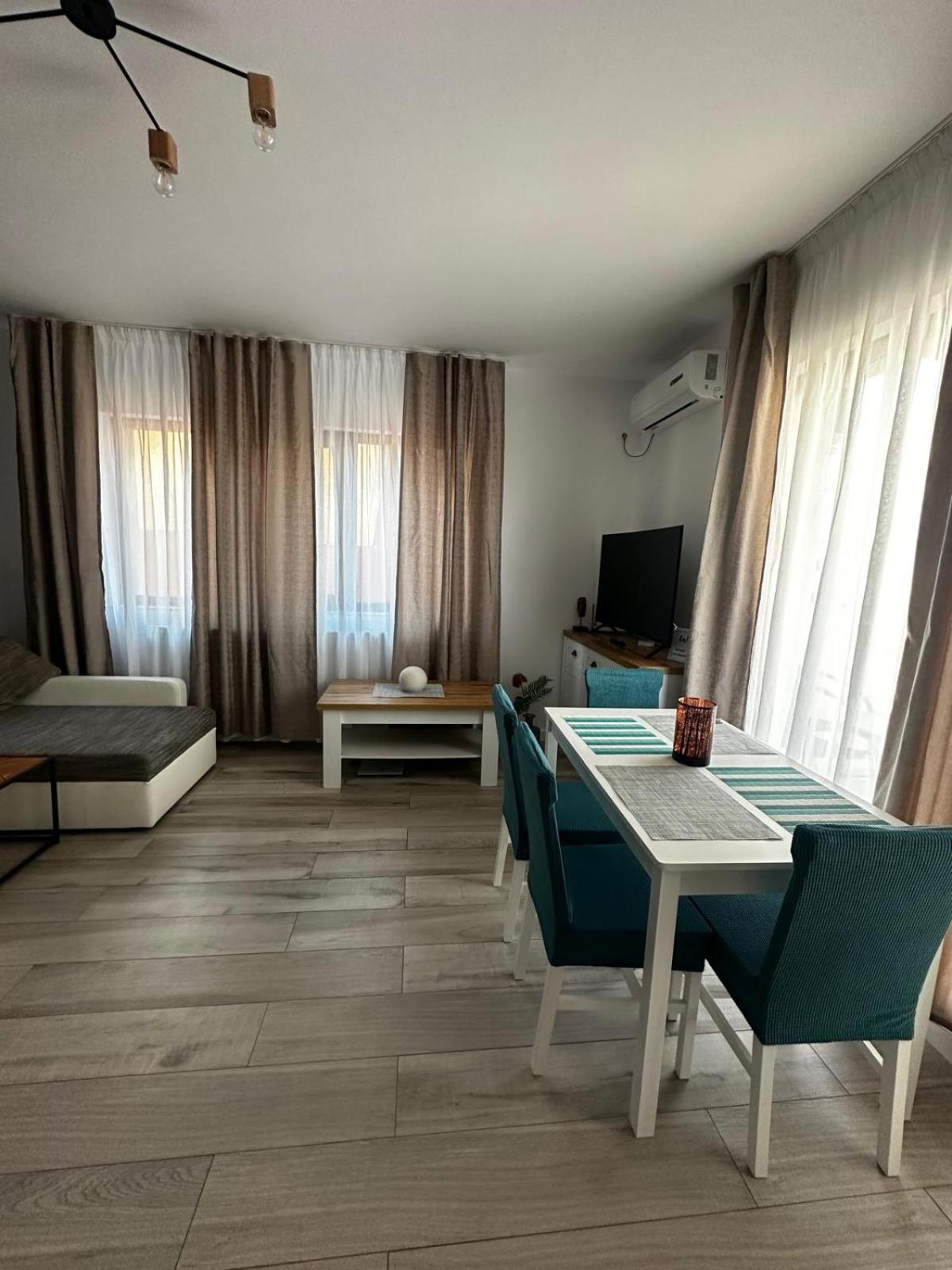 Best Apartment Mamaia Nord Năvodari Esterno foto